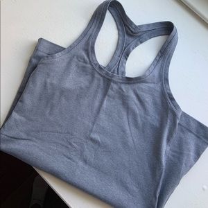 Lululemon workout tank